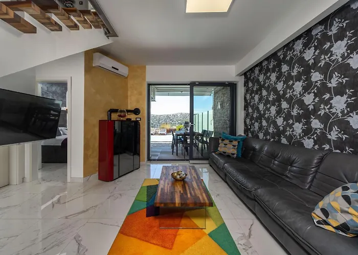 4 Bedroom Amazing In Kostelj Holiday home