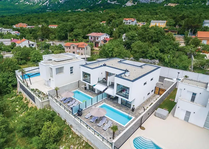 Holiday home 4 Bedroom Amazing In Kostelj